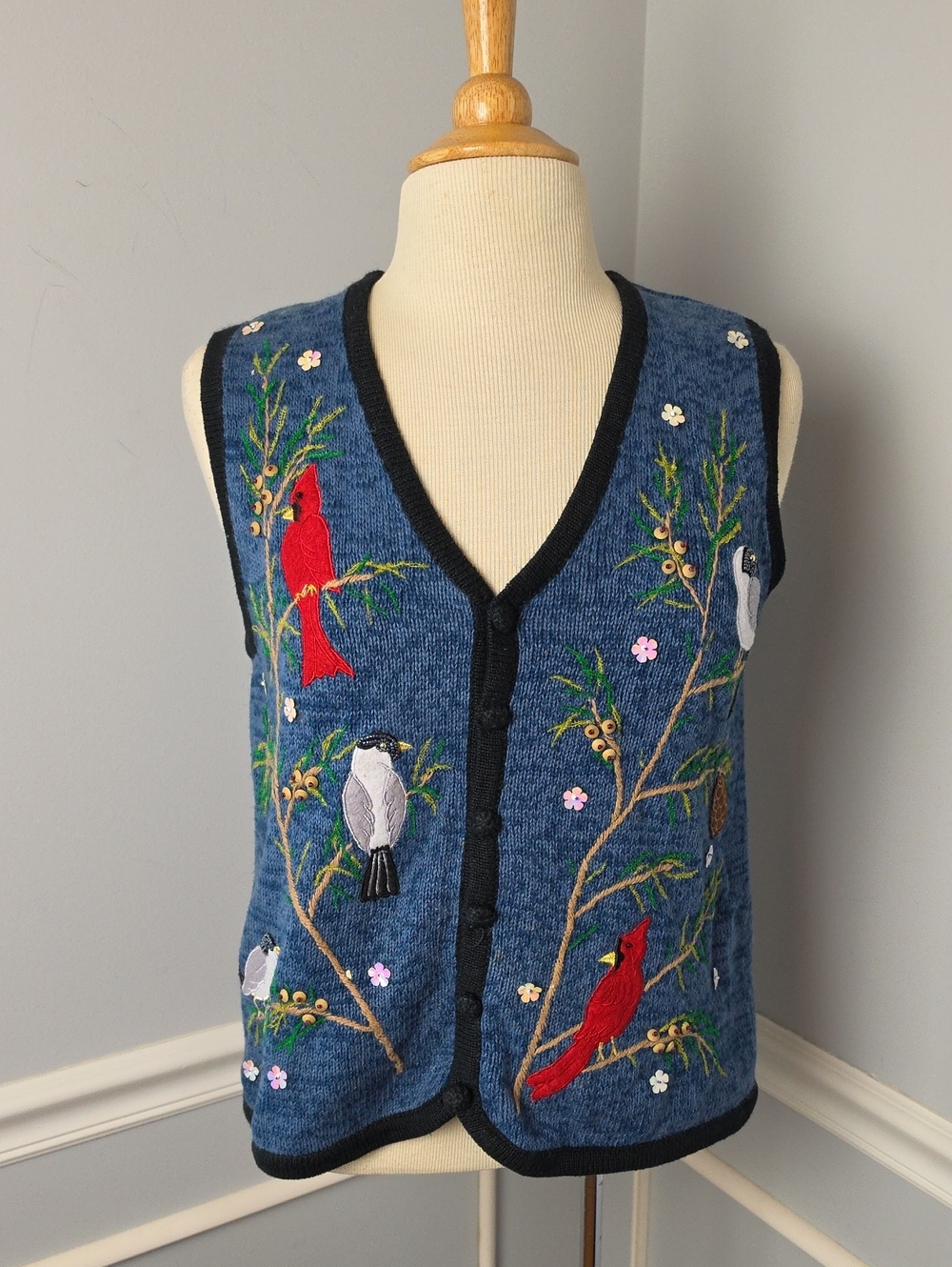 DESIGNERS ORIGINALS Studio Joy Cardigan Sweater Vest Holiday Winter Cardinal PS